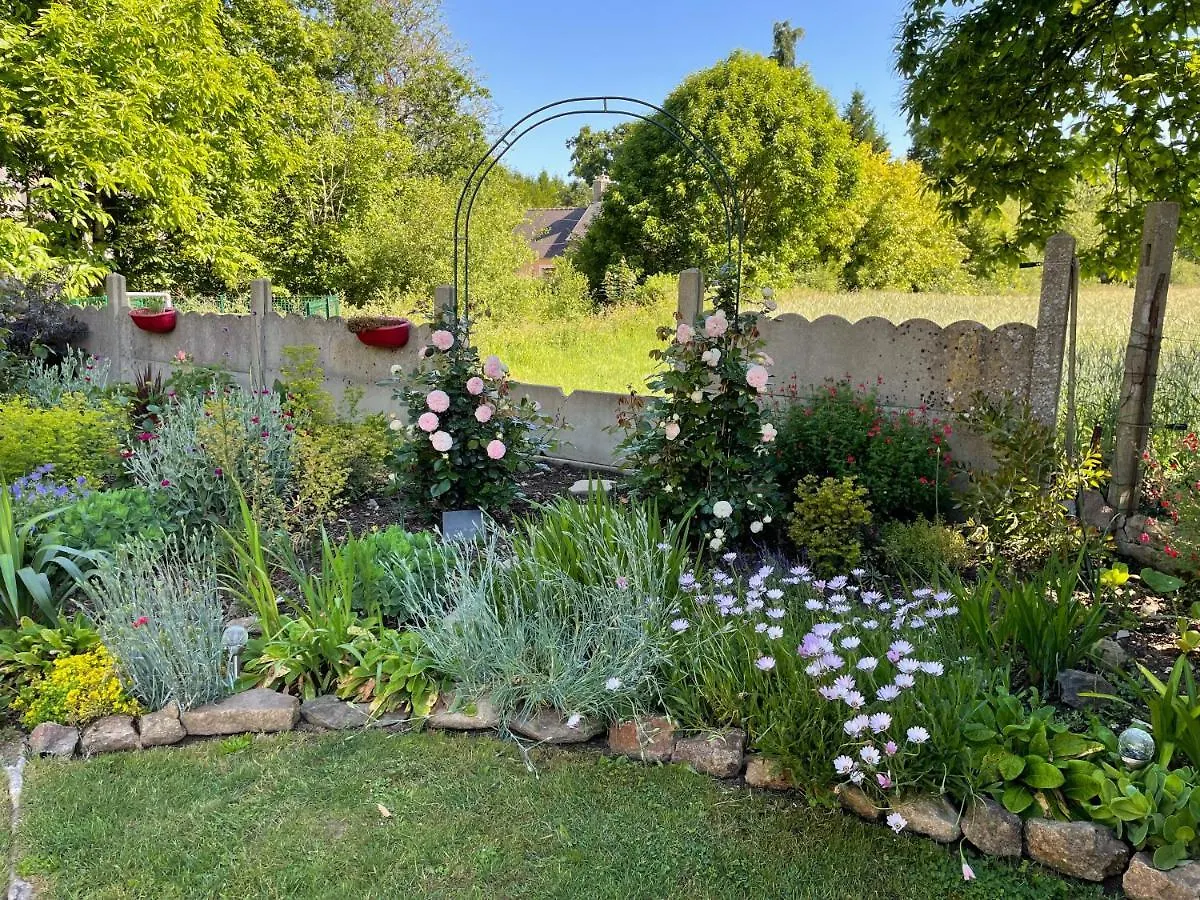 Appartamento Chez Trotro Saint-Pierre-de-Plesguen 0*,  Francia